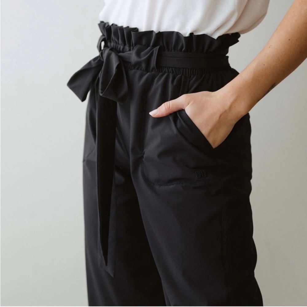 Albion Bow Belt Jetsetter Capri LG